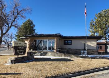 Photo of Flaming Gorge Ranger District office building