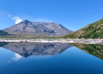 spirit lake on a clear day.