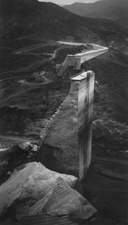 image of tombstone of st. francis dam