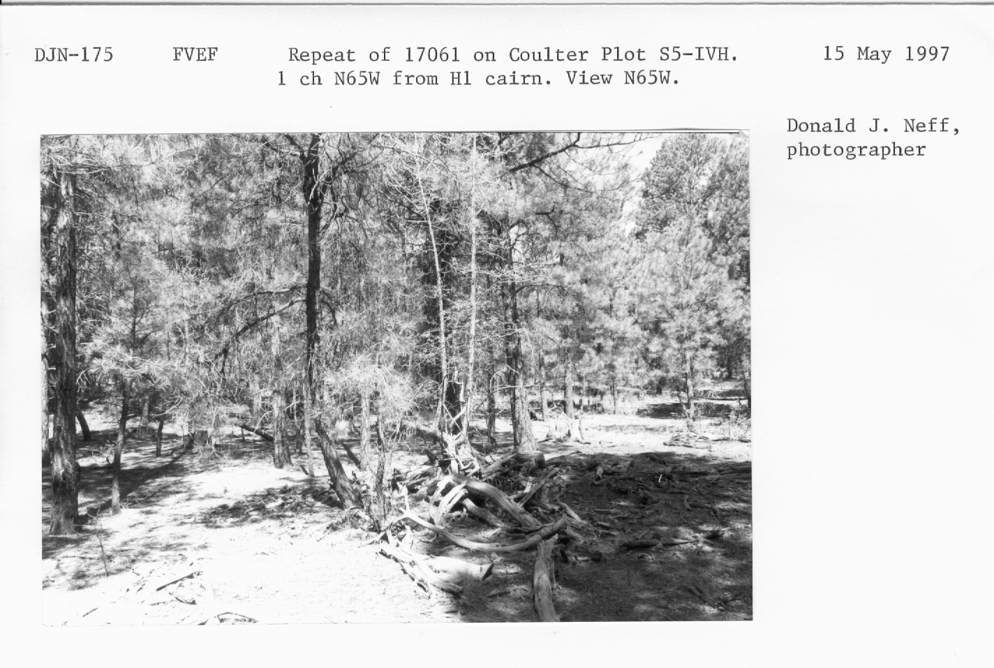 Repeat of 17061 on Coulter plot S5-IVH. 1 ch N65W from H1 cairn. View N65W