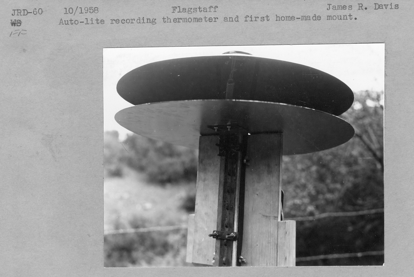 auto-lite recording thermometer