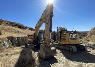 Heavy equipment on Bee Canyon Rd