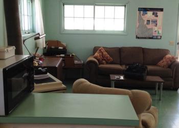 Atlanta Cabin - Inside living room