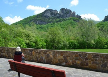 Seneca Rocks Discovery Center Image