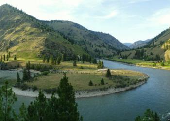 Summer evening on the Salmon River