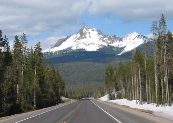 mt thielson rogue umqua drive-720 pixels.jpg