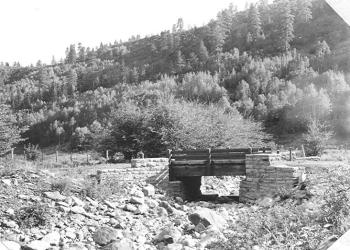 19430727_FS_0011_FIG11MavreesoCreekBridge