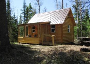 East Bearskin Camper Cabin Exterior