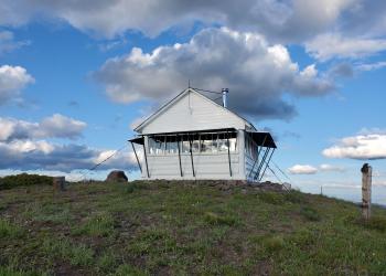 Photo of the Big Hole Lookout cabin. 