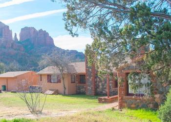 Crescent Moon Ranch Cabin