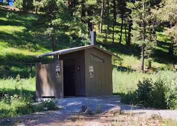 Stoddard Creek bathroom