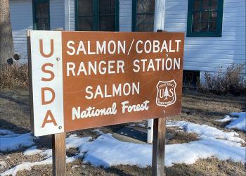 Salmon-Cobalt Ranger Station