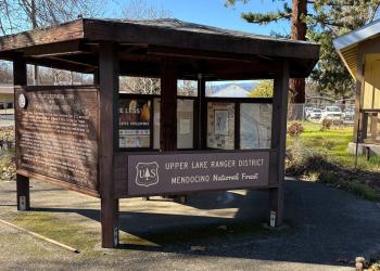 Upper Lake Ranger District information kiosk in front of office