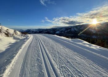 Groomed cross country ski trails in the Rendezvous area