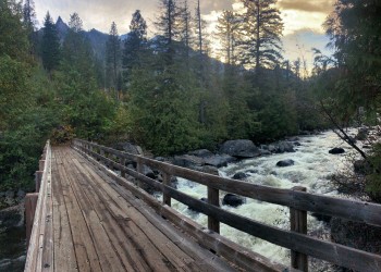 A bridge across Icicle Creek leaving from the Snow Lakes Trailhead