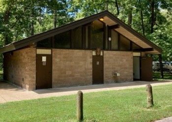 Loop B Bathhouse