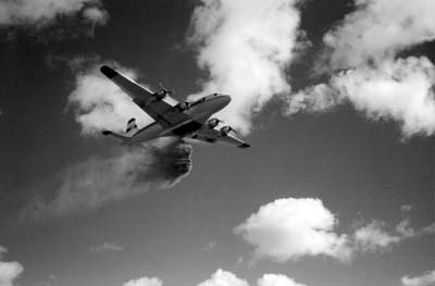 Aero Flite DC-4 airtanker dropping retardant