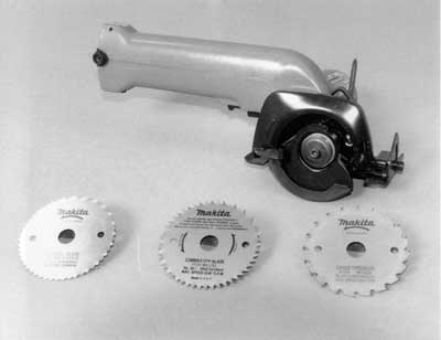 [photo] Makita Circular Saw