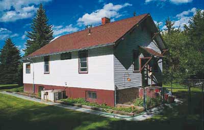 Photo of the assistant ranger's house at the Bessy Ranger Station.